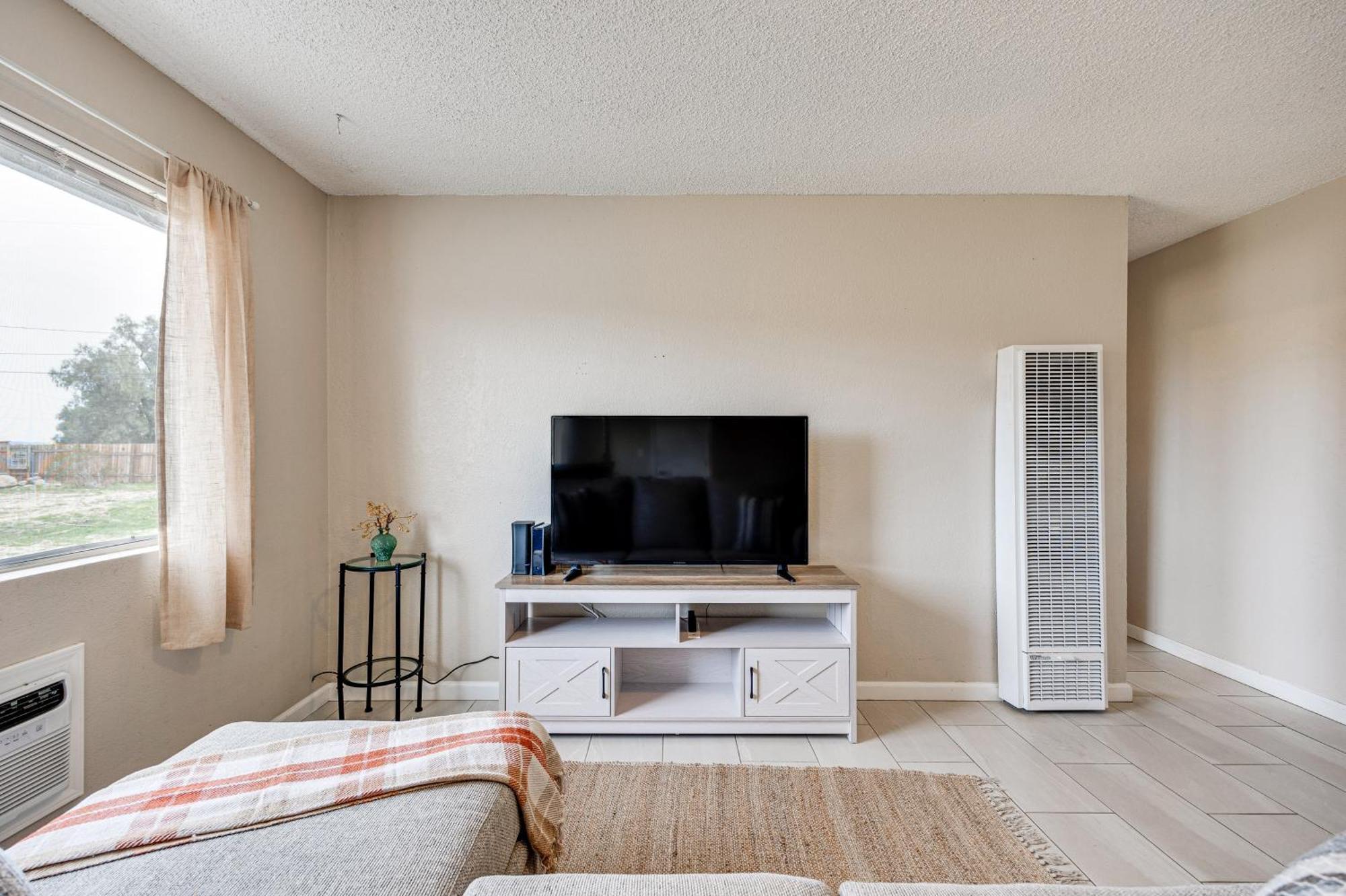 Convenient Joshua Tree Apartment - Walk To Town! מראה חיצוני תמונה