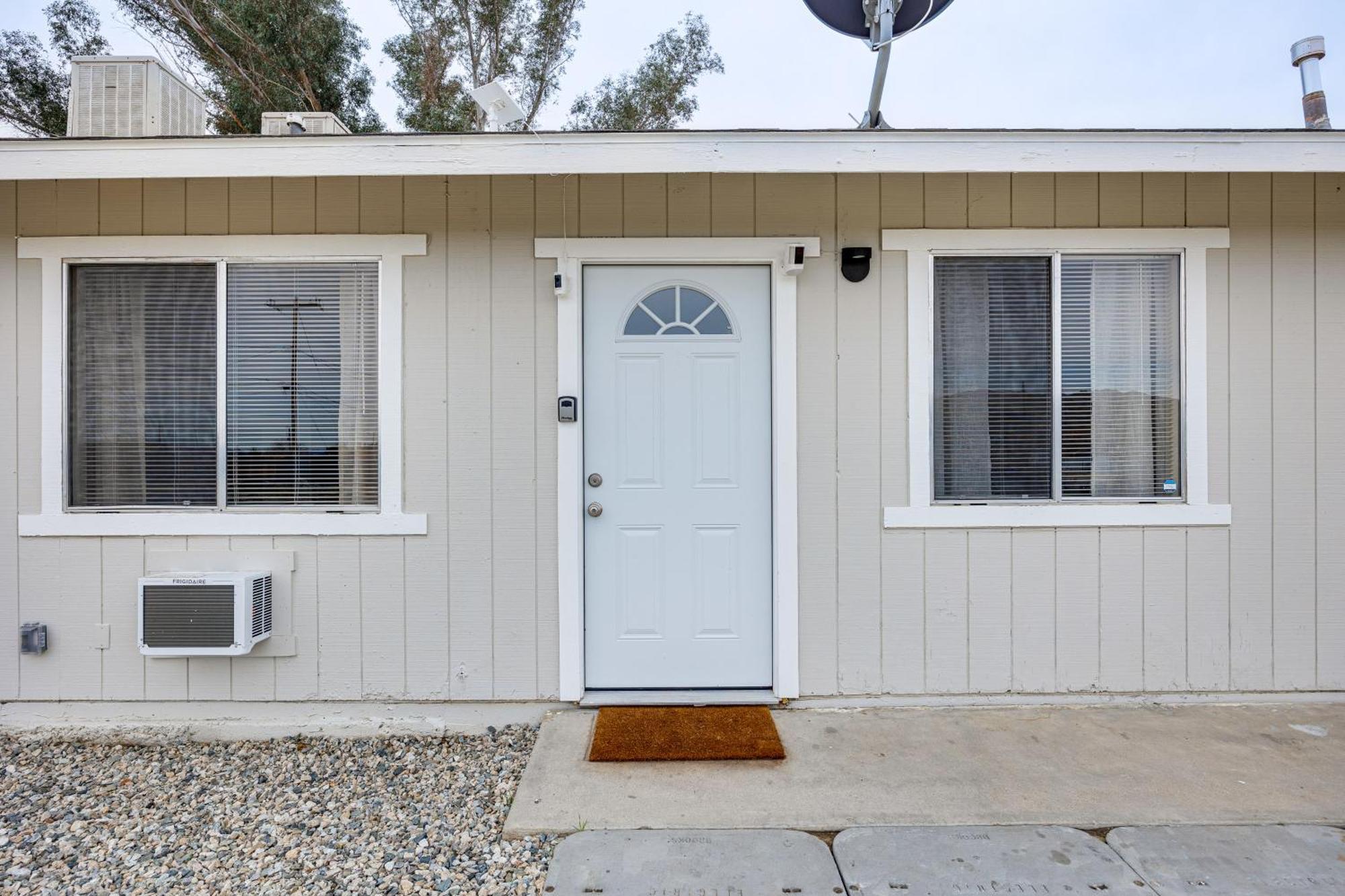 Convenient Joshua Tree Apartment - Walk To Town! מראה חיצוני תמונה